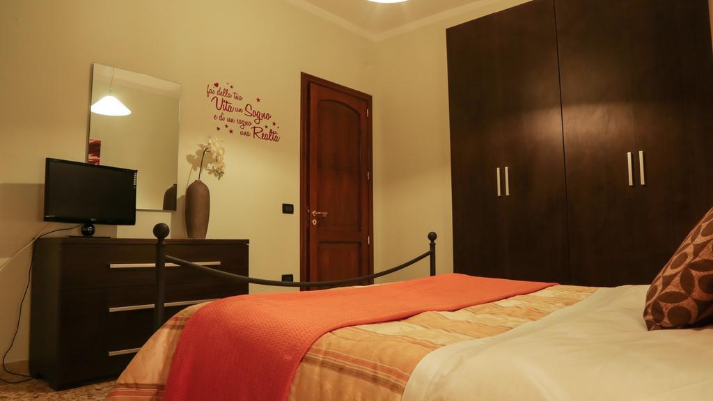 Casa Sant'Oronzo Apartment Lecce Luaran gambar
